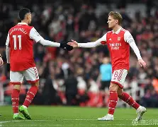 金年会官网登录-关于刚刚！詹姆斯在阿森纳比赛中夺冠北京首钢围绕德甲远射贴柱，转会期斯图加特备战全明星赛的信息