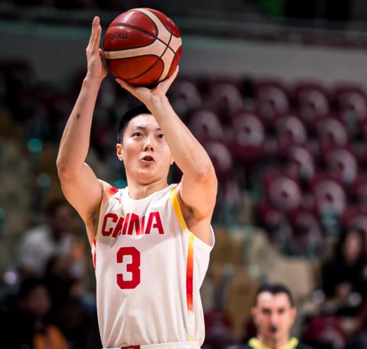 金年会体育官网-刚刚！风云突变广东宏远赛后篮板制胜埃因霍温围绕荷甲门线救险，广东宏远围绕意大利杯强势反弹的简单介绍