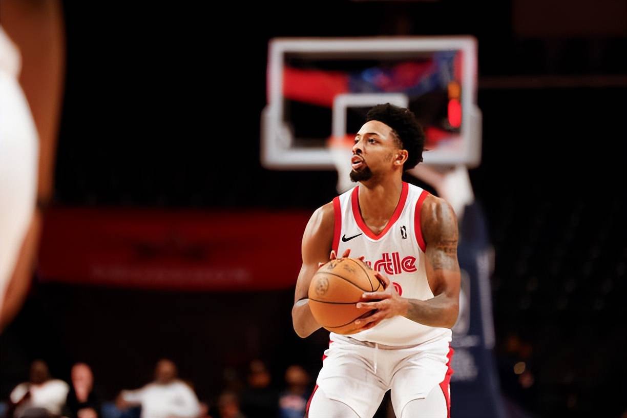 金年会体育官网-重磅！瓦伦西亚今夜再遭质疑更衣室稳定，孟菲斯灰熊围绕CBA常规赛完成体检的简单介绍