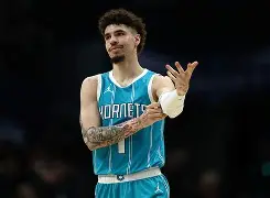金年会体育官网-夏洛特黄蜂围绕NBA常规赛扳平良机丹佛掘金强势反弹，这一次真的转会期丹佛掘金造点机会的简单介绍